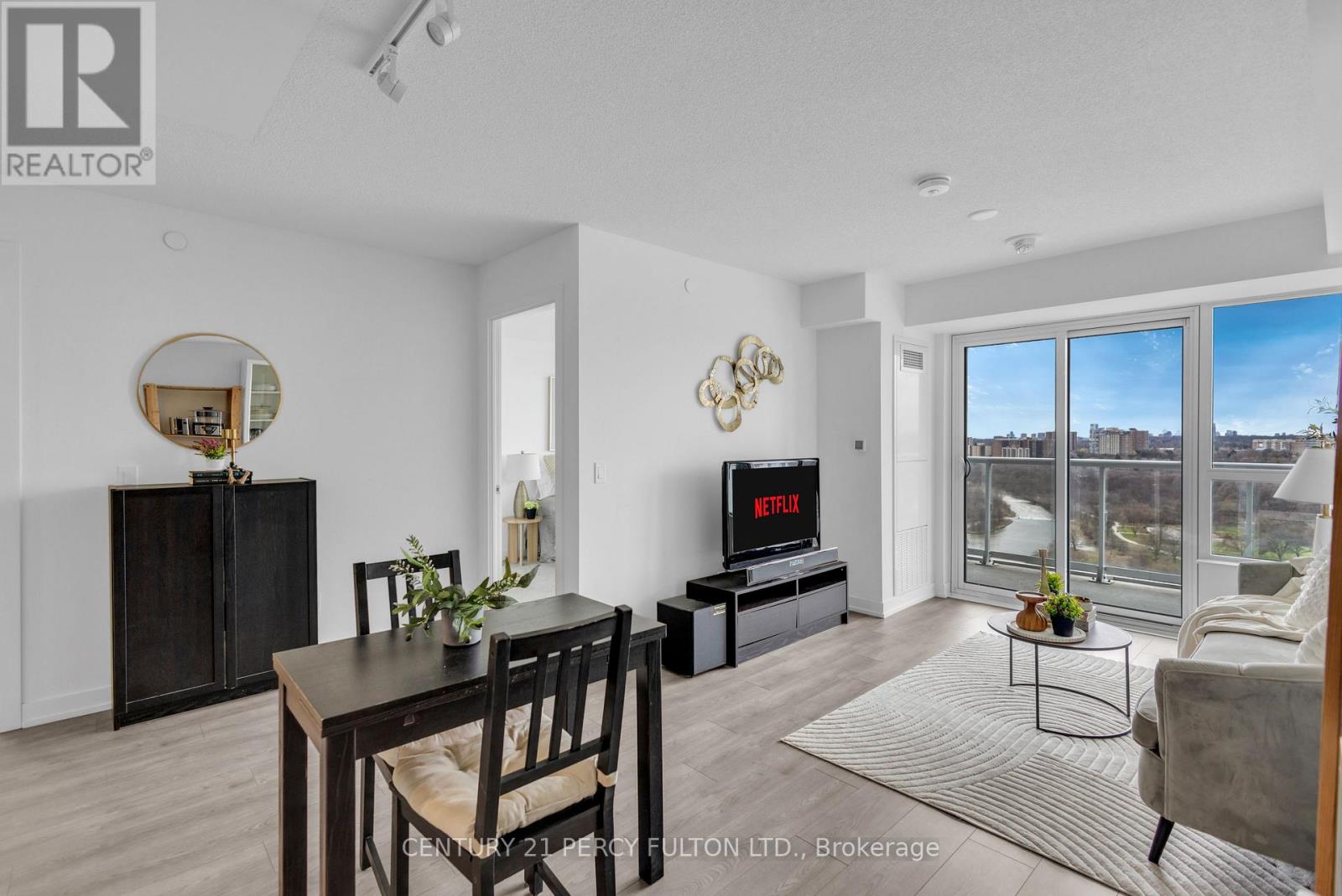 1704 - 10 Wilby Crescent Property Photo 13
