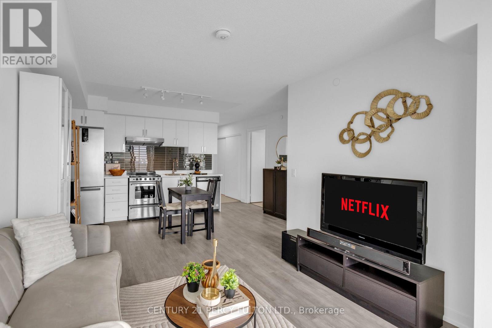 1704 - 10 Wilby Crescent Property Photo 17