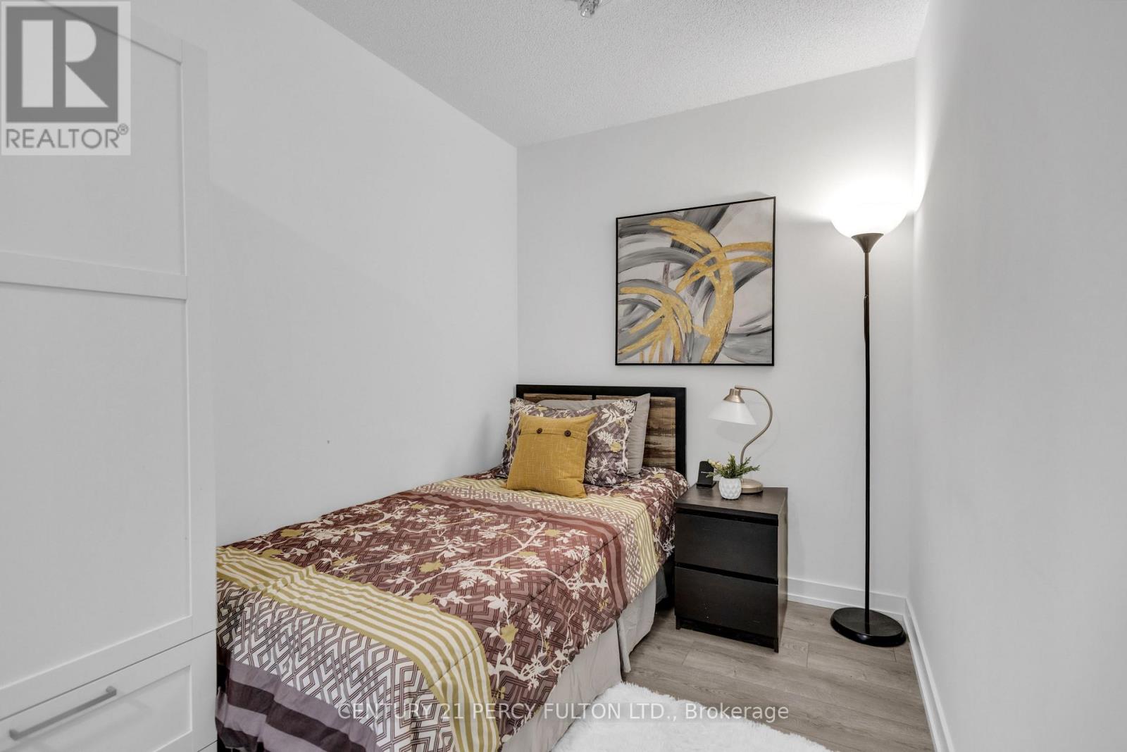 1704 - 10 Wilby Crescent Property Photo 24