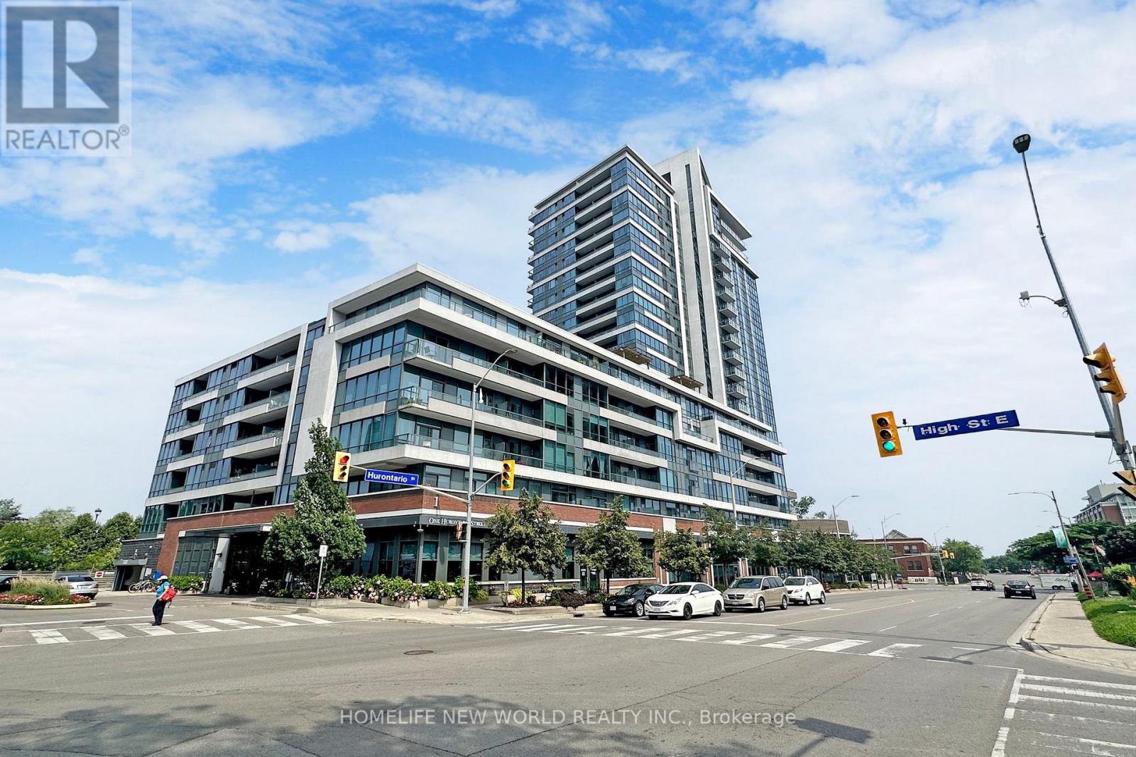 506 - 1 Hurontario Street Property Photo 1