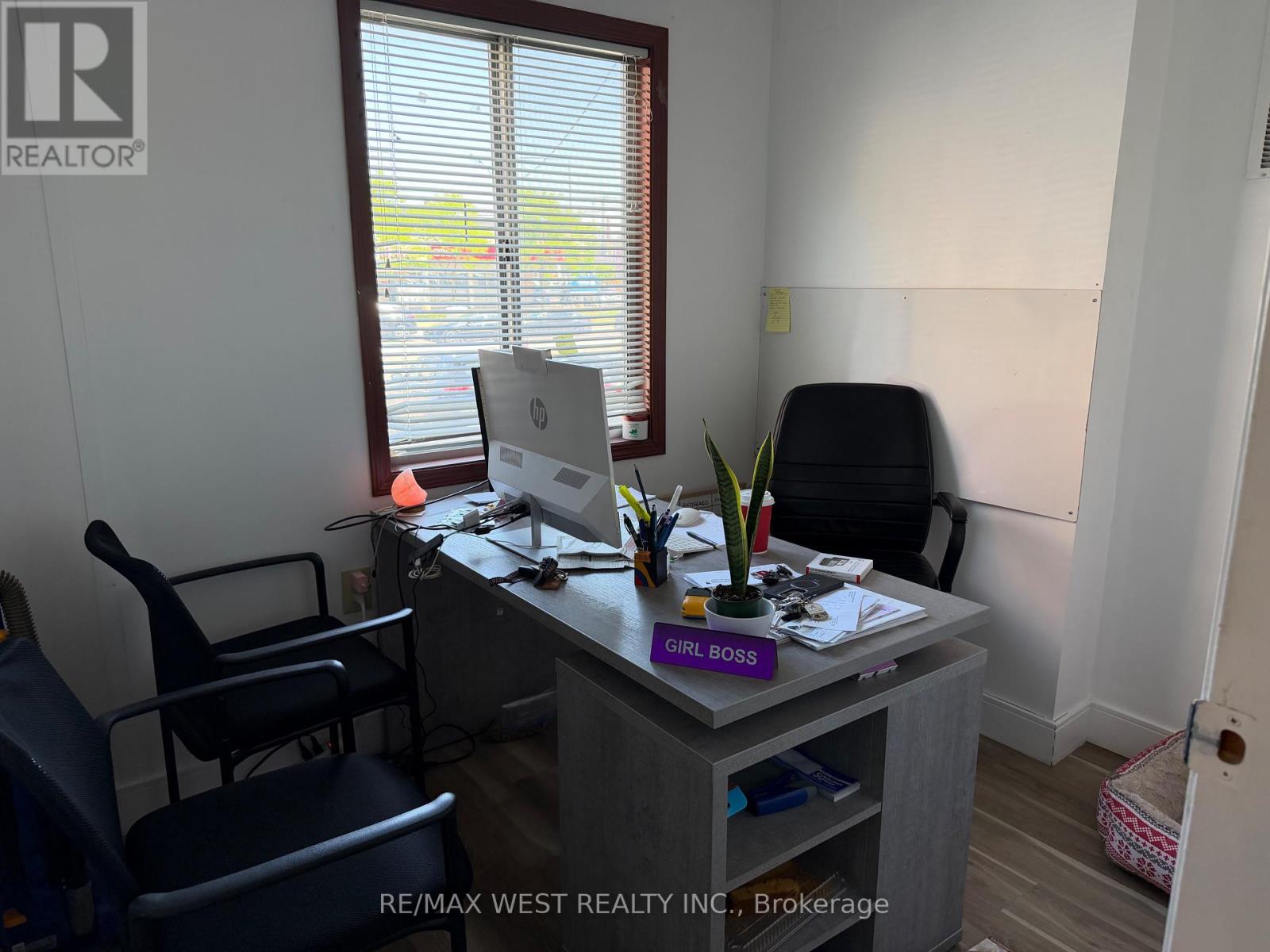 2471-b Eglinton Avenue W Property Photo 17