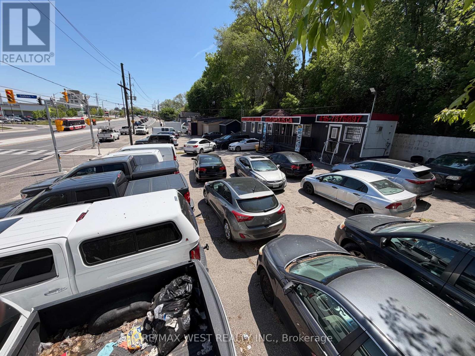 2471-b Eglinton Avenue W Property Photo 28