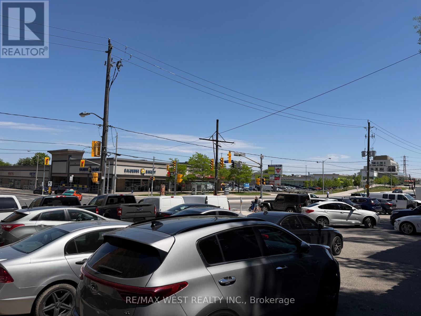 2471-b Eglinton Avenue W Property Photo 31