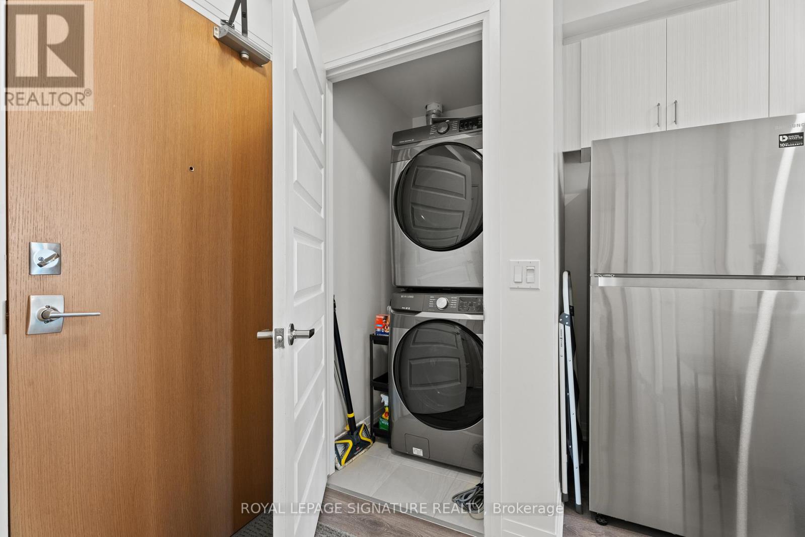 308 - 1105 Leger Way Property Photo 17