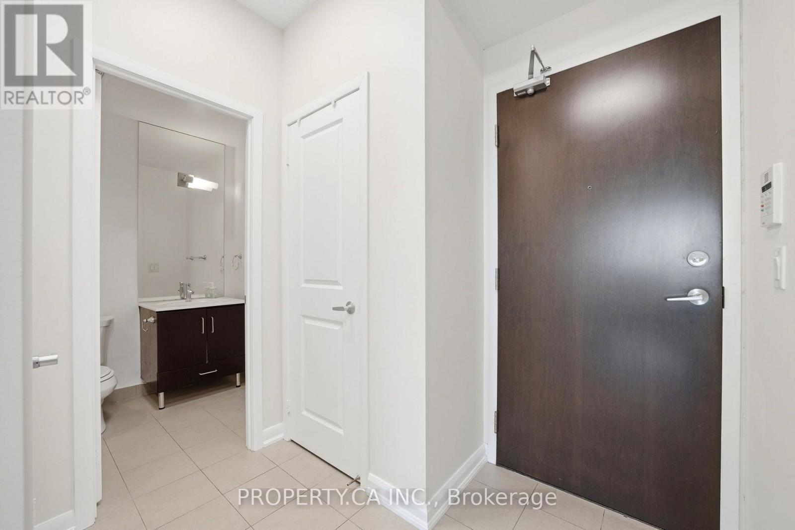 403 - 215 Sherway Gardens Road Property Photo 5