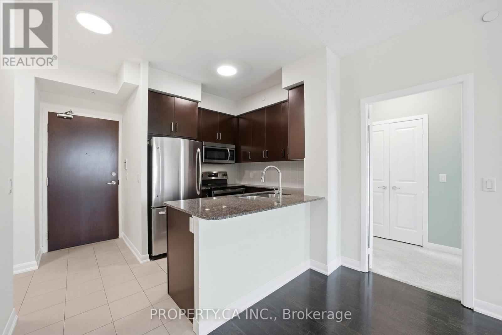 403 - 215 Sherway Gardens Road Property Photo 10
