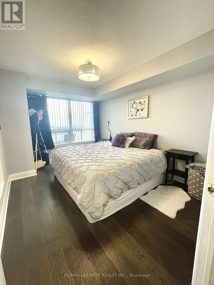 1411 - 1070 Sheppard Avenue W Property Photo 6