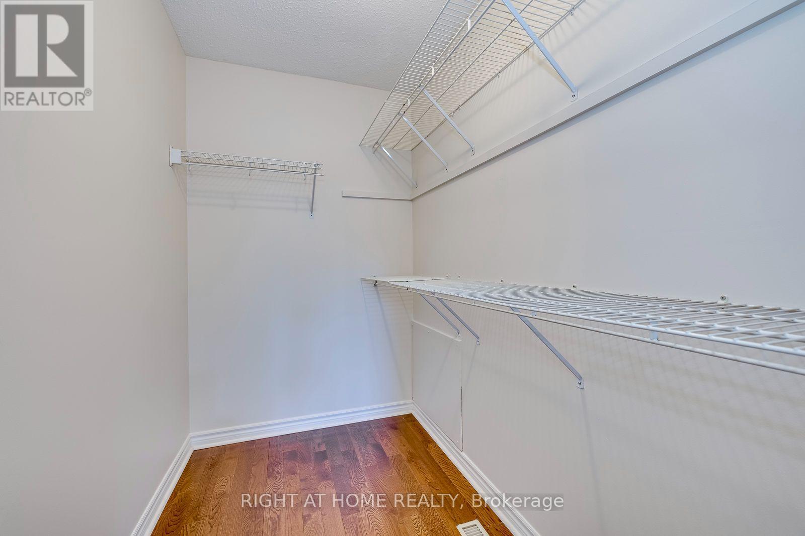 1025 Vanier Drive Property Photo 23