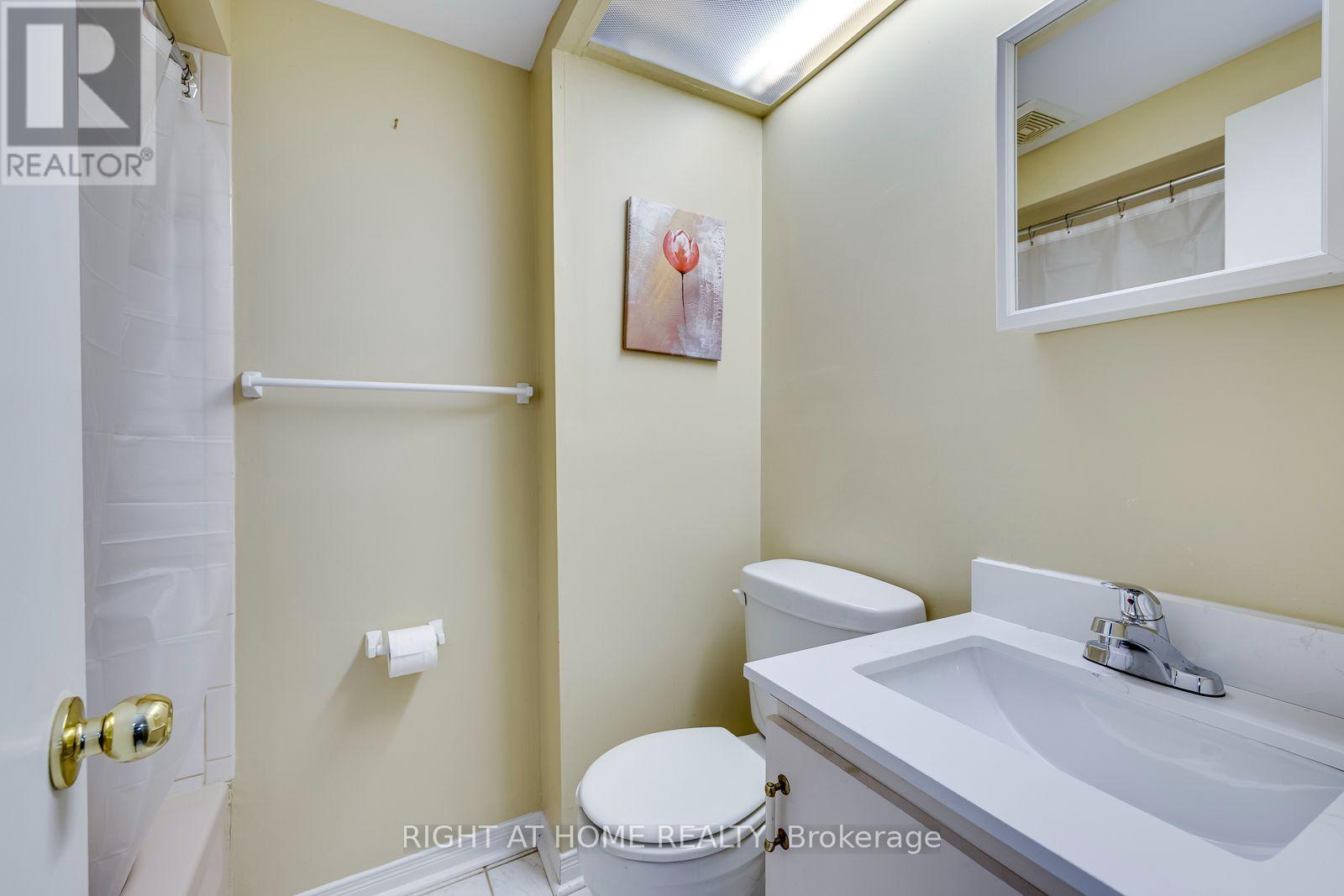 1025 Vanier Drive Property Photo 34