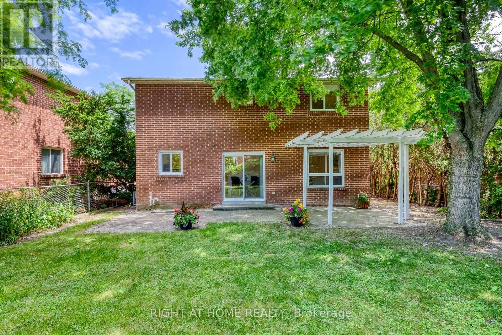 1025 Vanier Drive Property Photo 39
