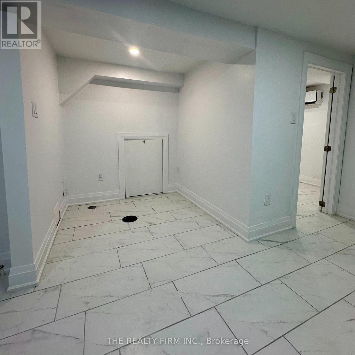 Lower - 6 Lapp Street Property Photo 12