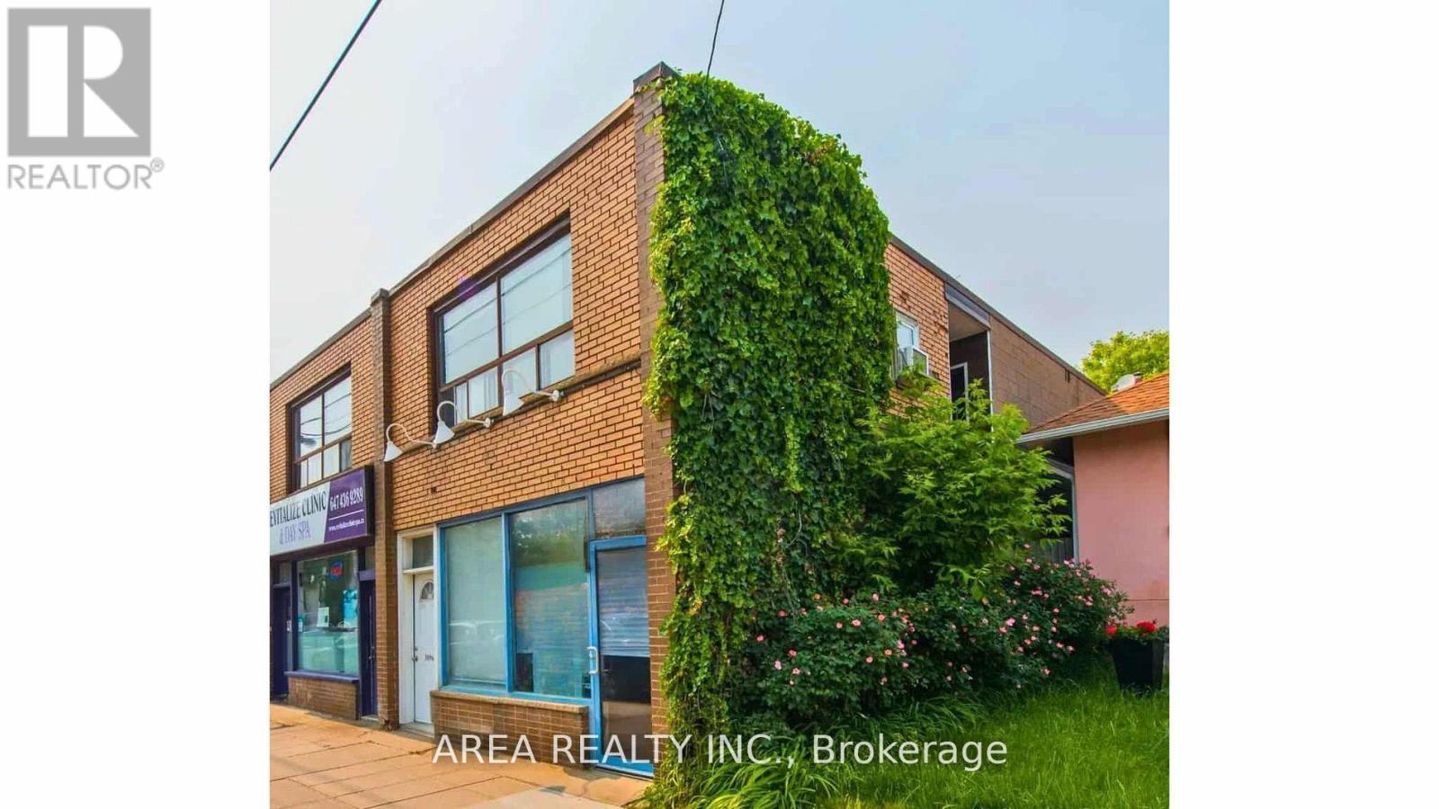3094 Lake Shore Boulevard Property Photo 1