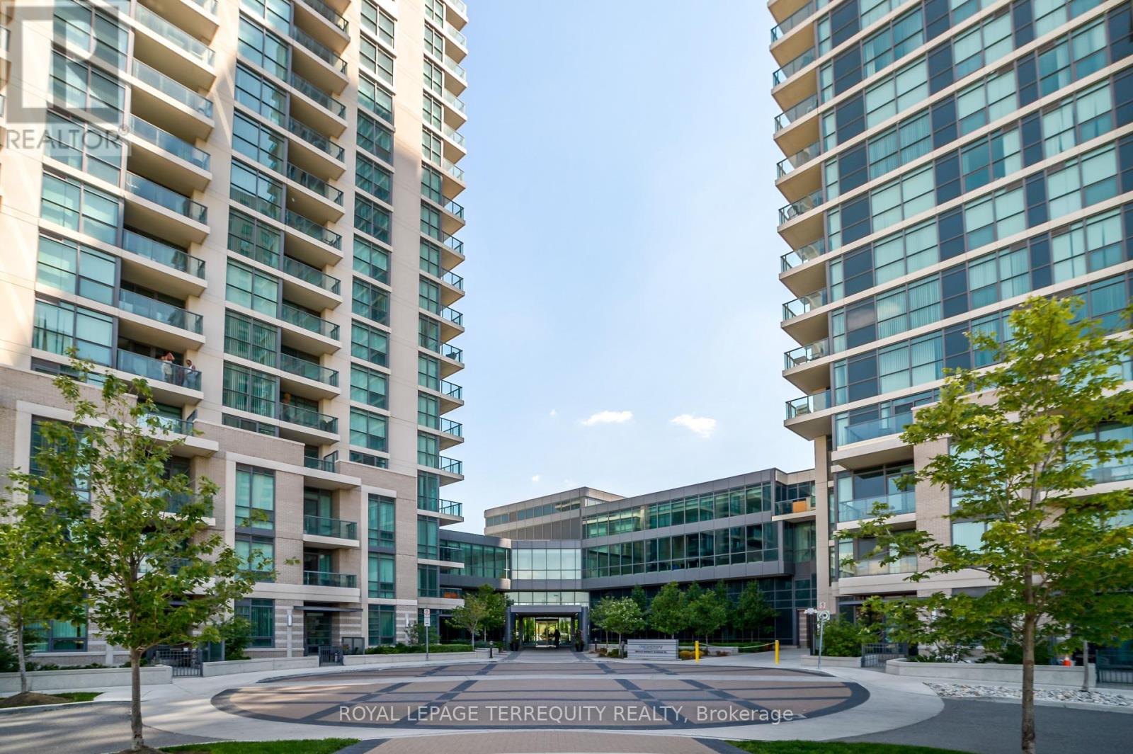 2810 - 215 SHERWAY GARDENS ROAD Property Photo 1