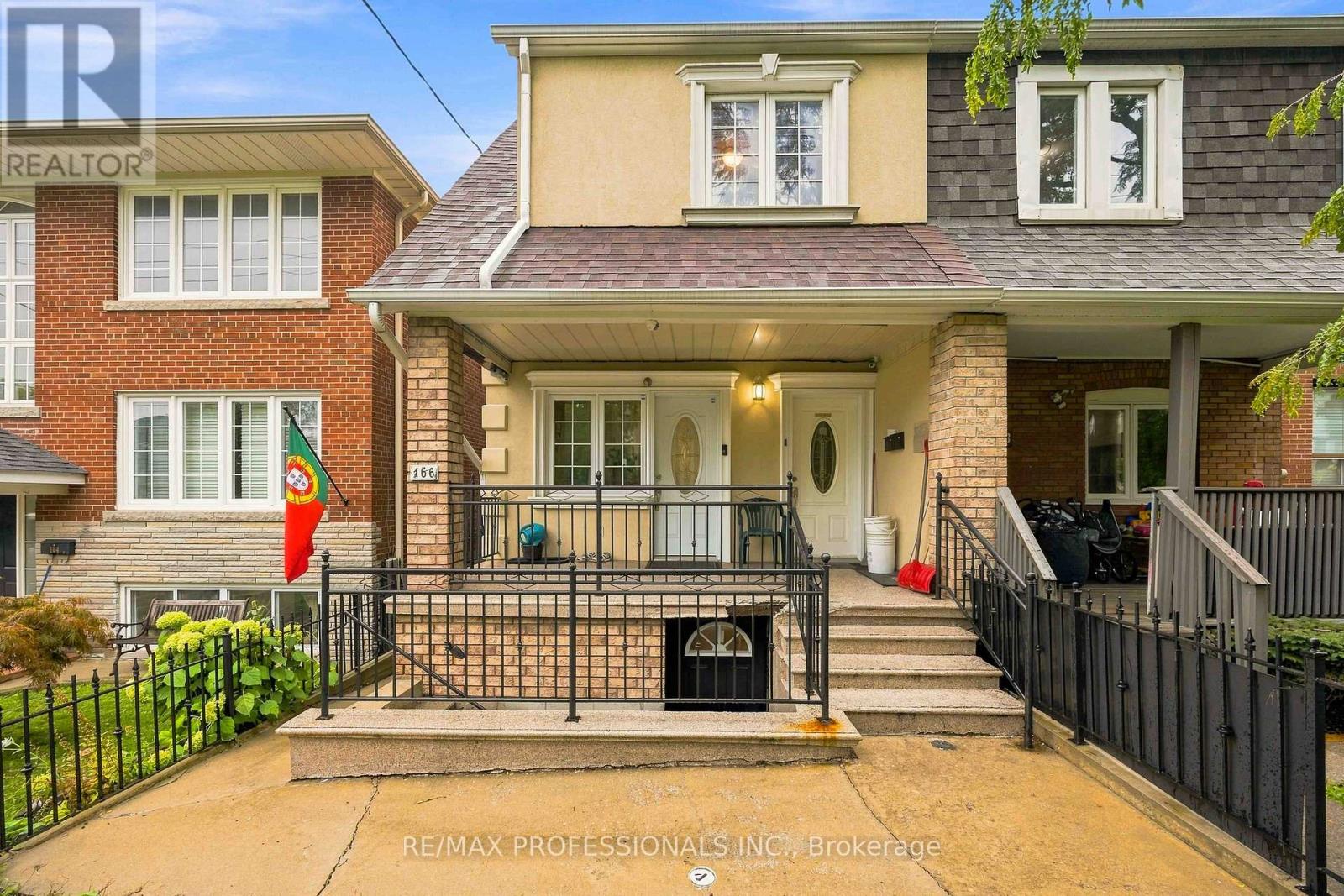 166 Caledonia Road Property Photo 1