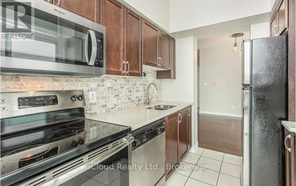 3008 - 208 Enfield Place Property Photo 3