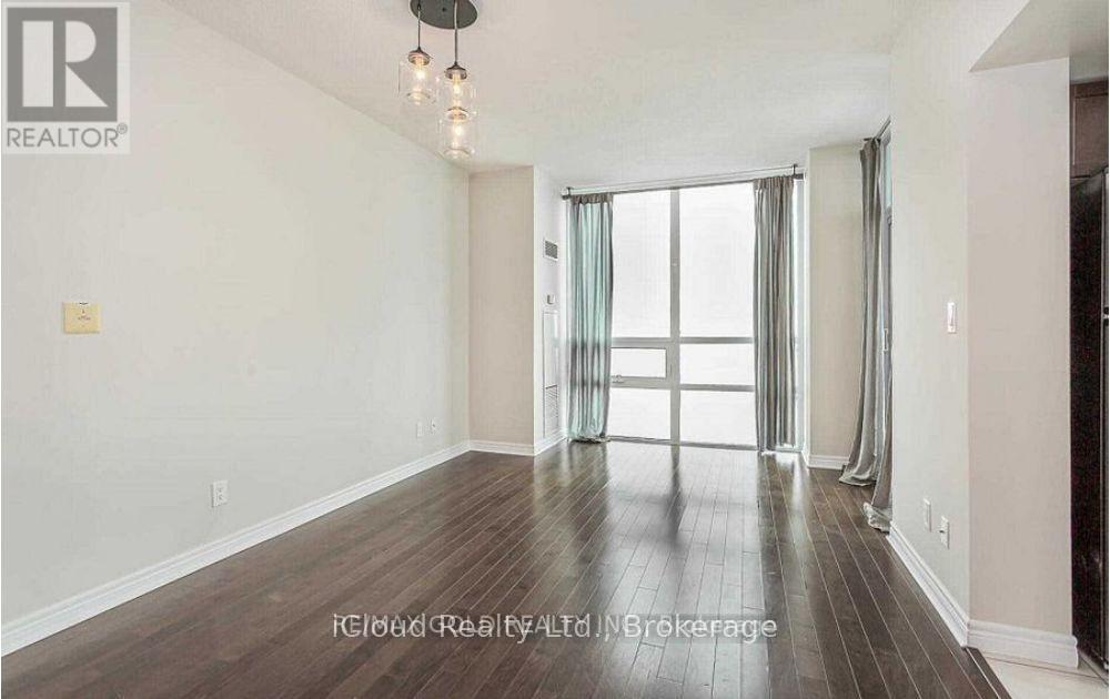 3008 - 208 Enfield Place Property Photo 5