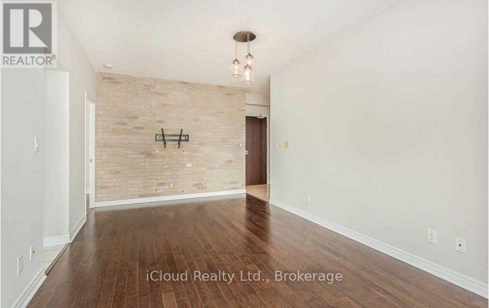 3008 - 208 Enfield Place Property Photo 6