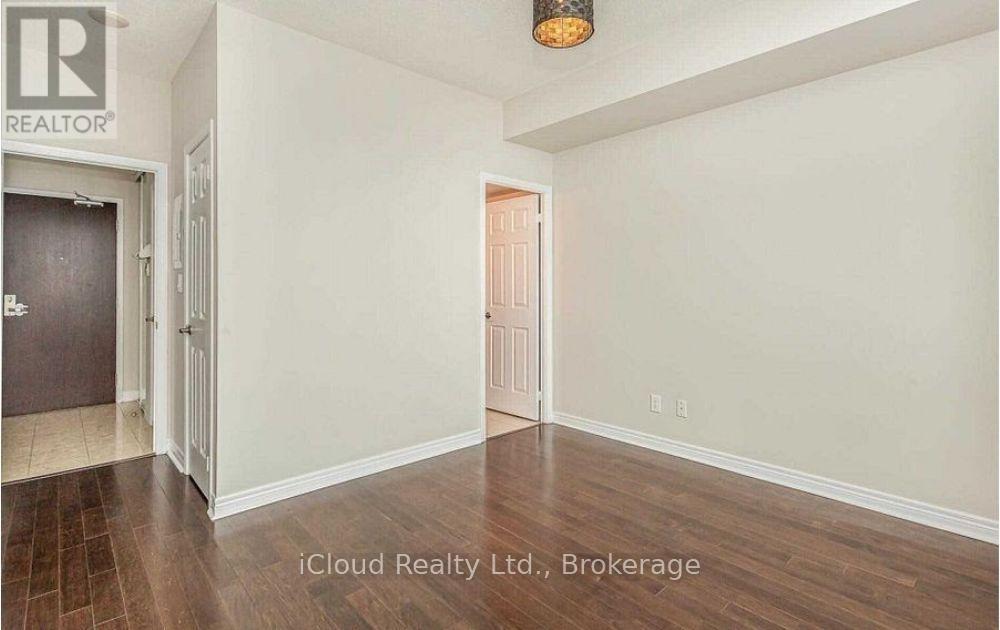 3008 - 208 Enfield Place Property Photo 7