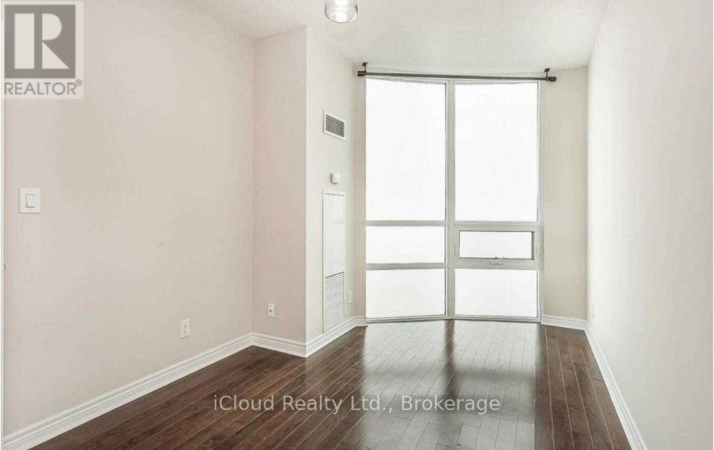 3008 - 208 Enfield Place Property Photo 12