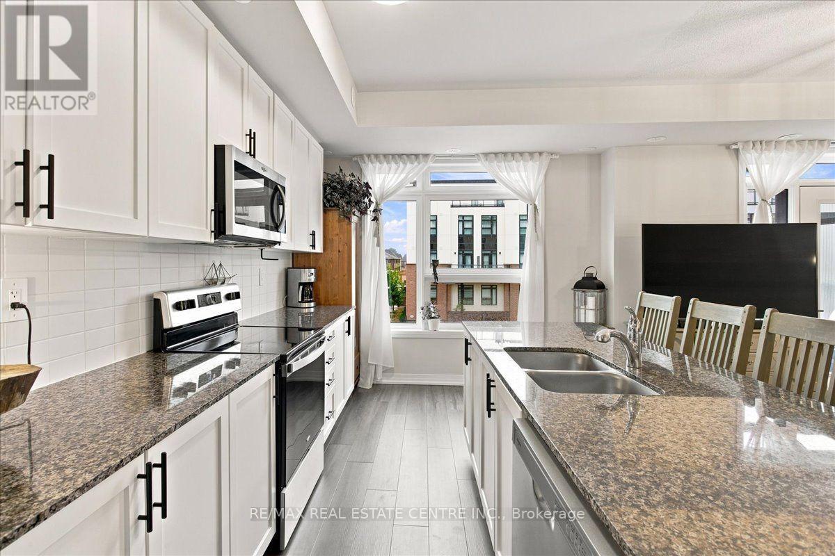 103 - 1597 Rose Way Property Photo 10