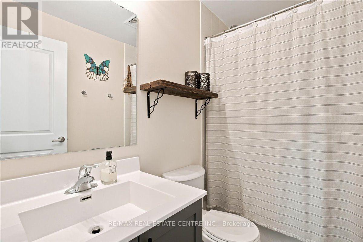 103 - 1597 Rose Way Property Photo 20