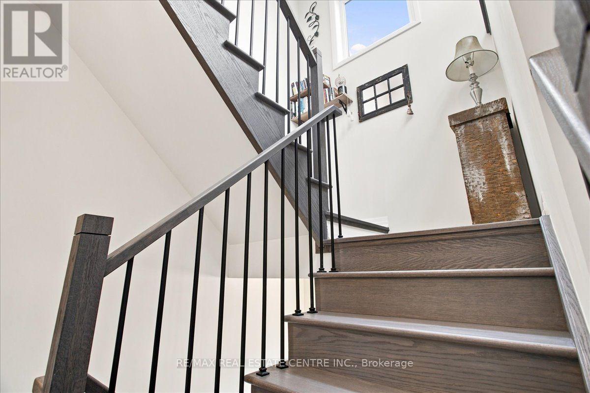 103 - 1597 Rose Way Property Photo 21