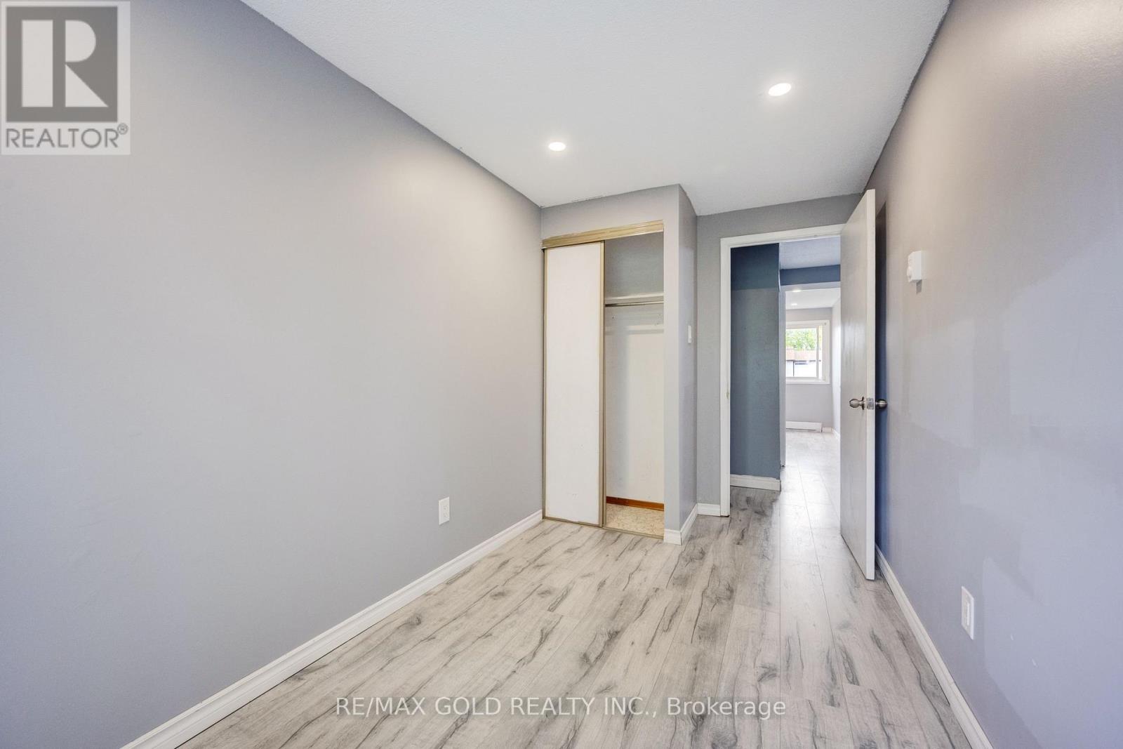 9 Havenbrook Court Property Photo 16