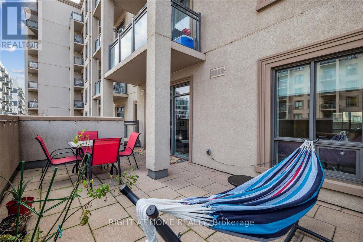 301 - 2490 Old Bronte Road Property Photo 4