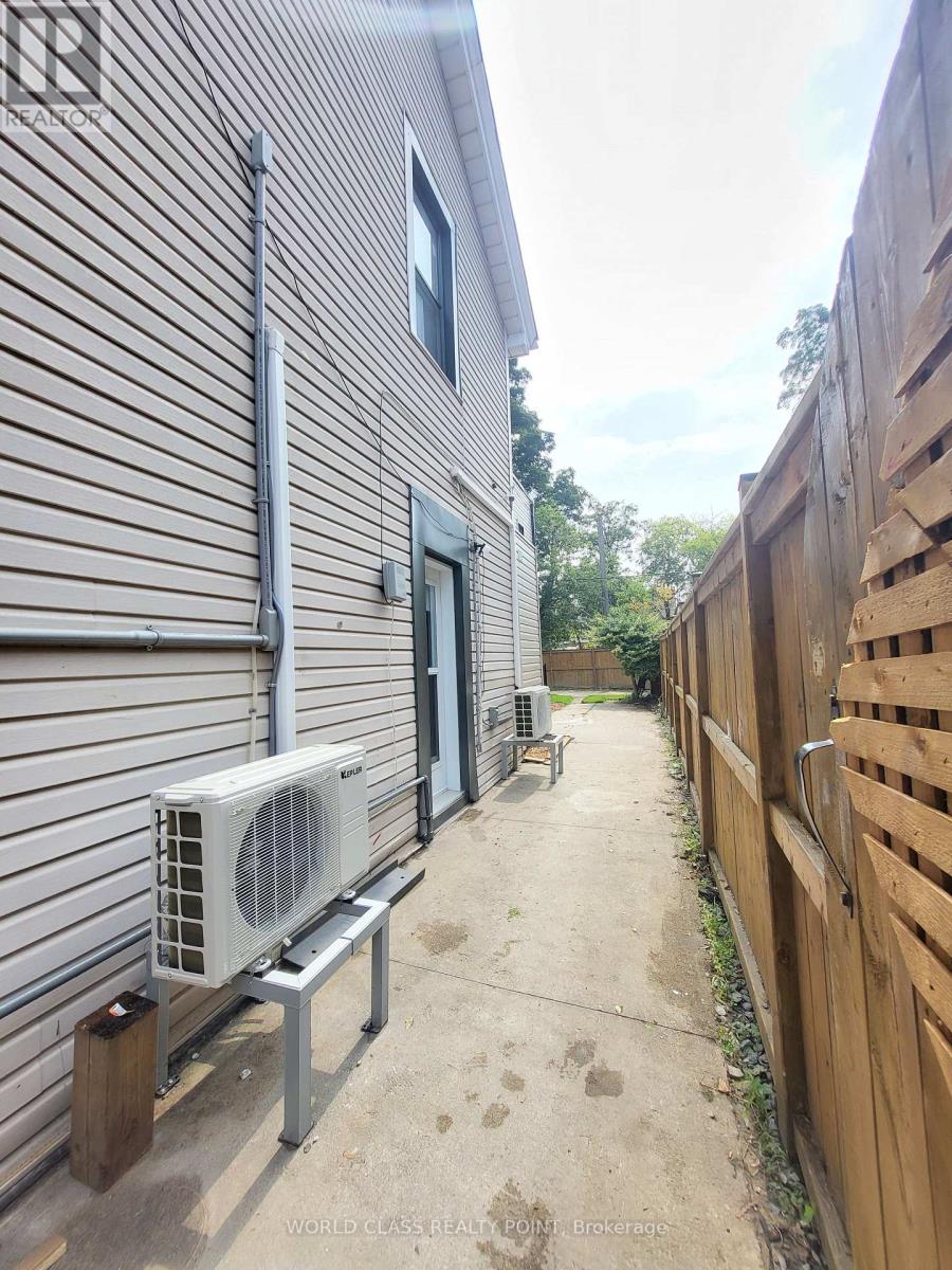 Main - 49 Vine Avenue Property Photo 4