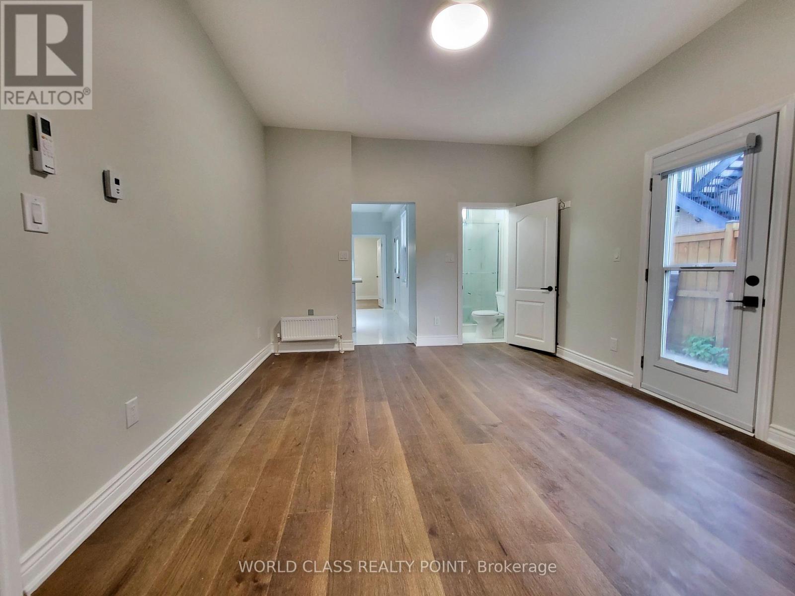 Main - 49 Vine Avenue Property Photo 7