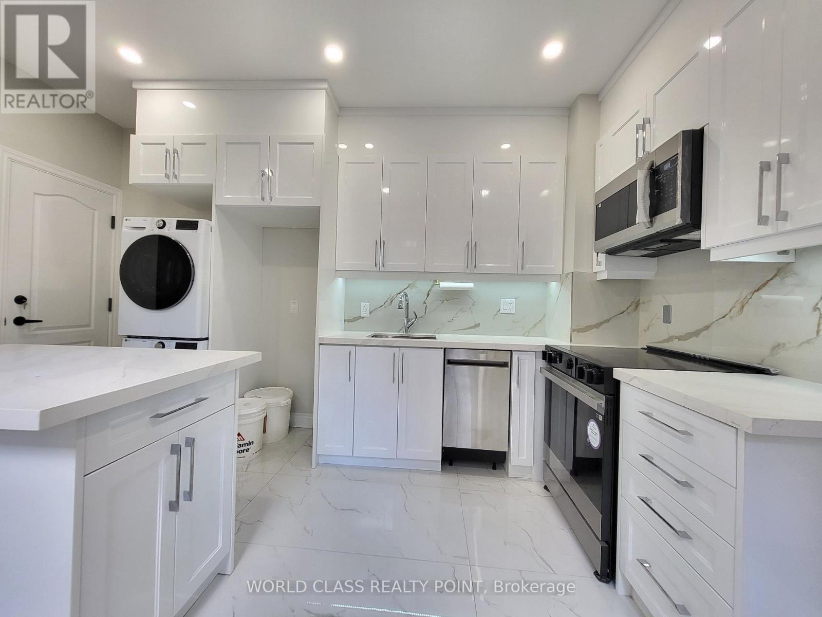 Main - 49 Vine Avenue Property Photo 9