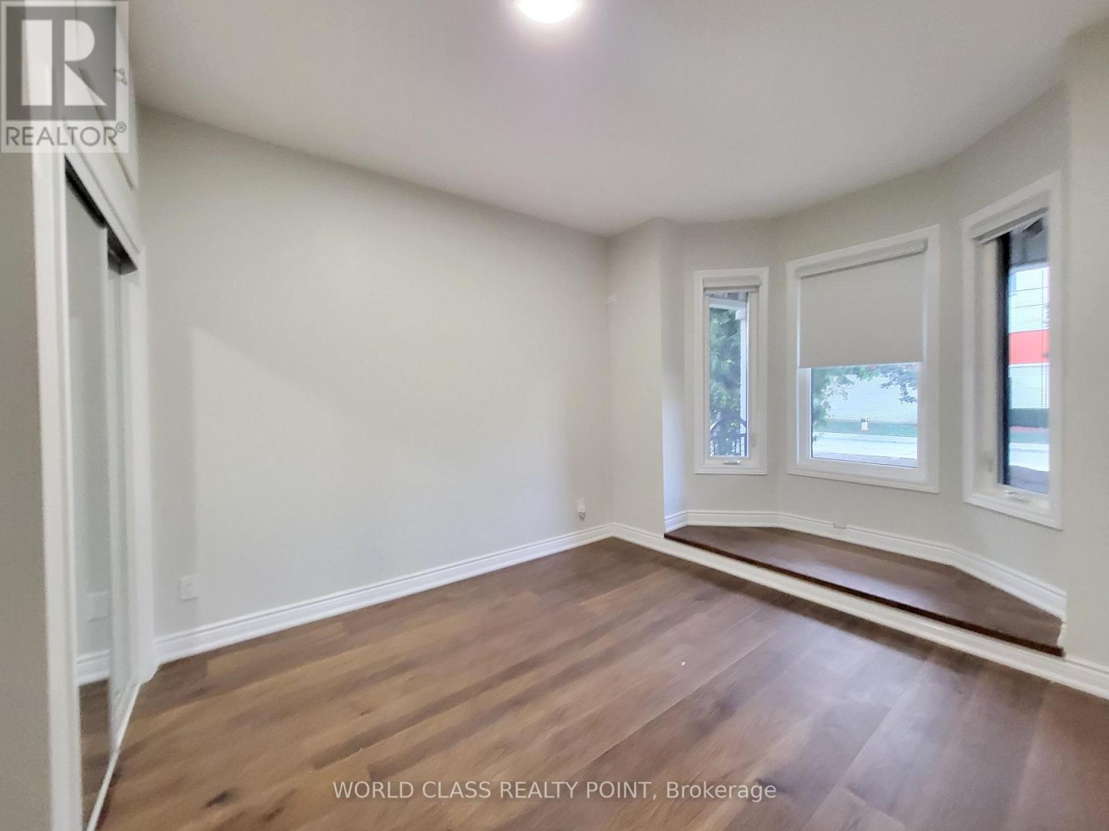 Main - 49 Vine Avenue Property Photo 11