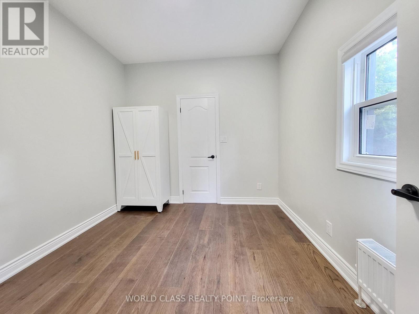 Main - 49 Vine Avenue Property Photo 16