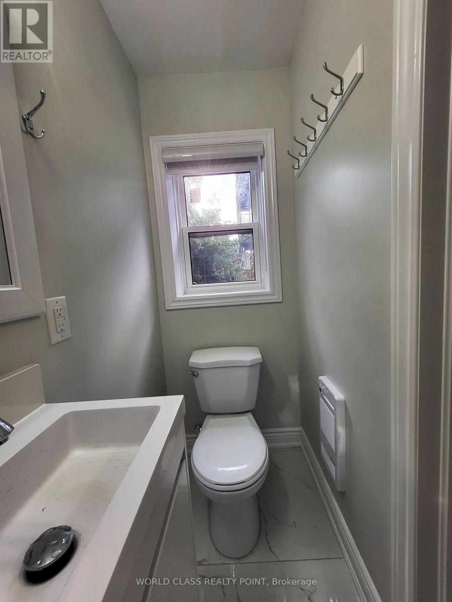 Main - 49 Vine Avenue Property Photo 17