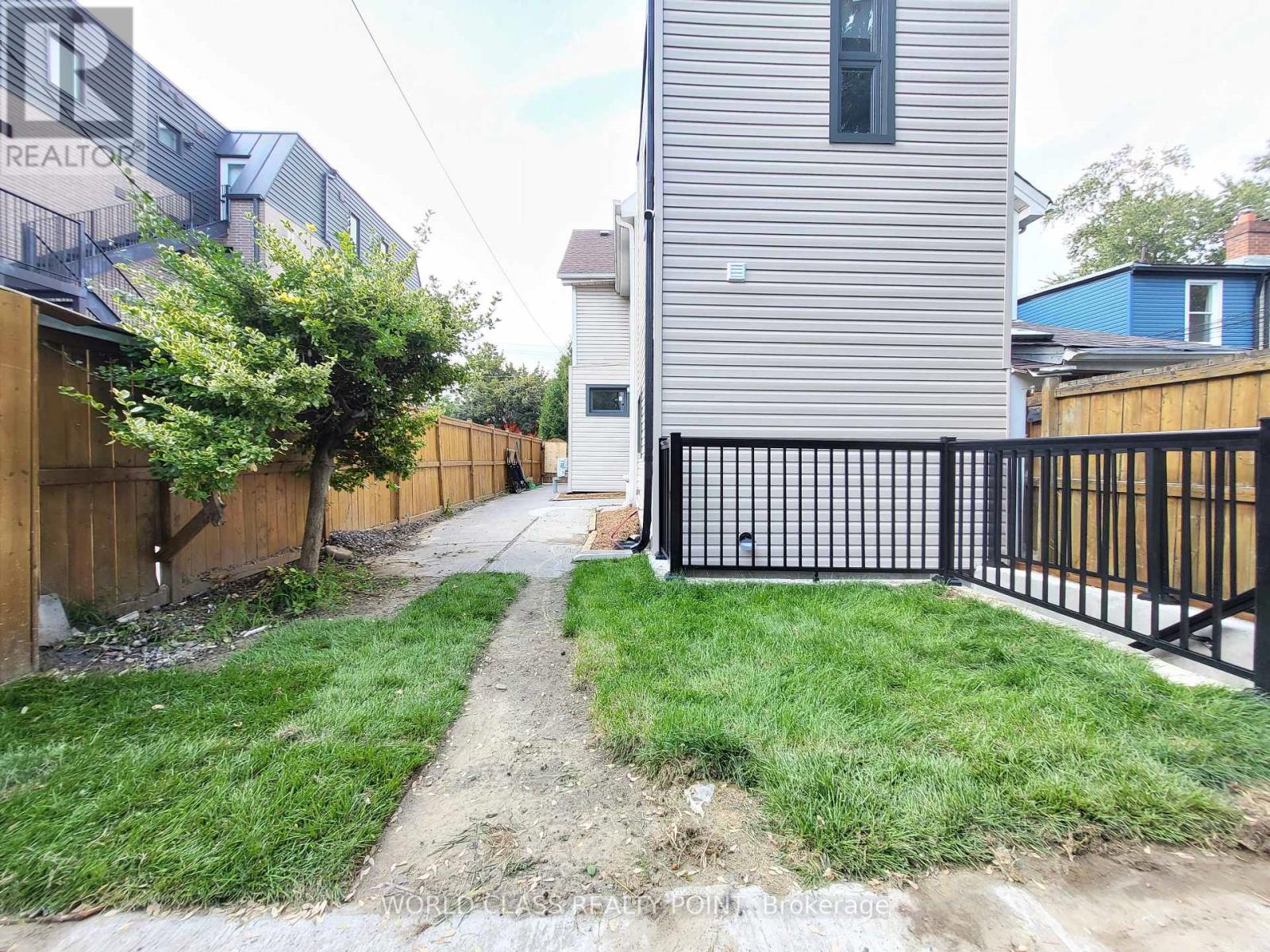 Main - 49 Vine Avenue Property Photo 24
