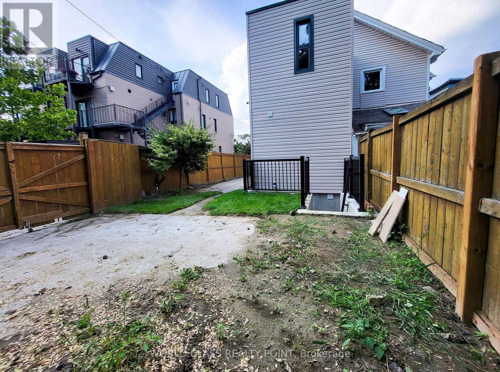 Main - 49 Vine Avenue Property Photo 26