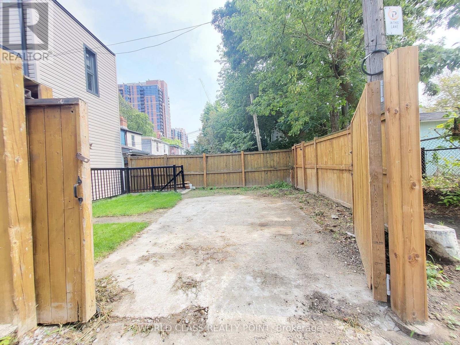 Main - 49 Vine Avenue Property Photo 27