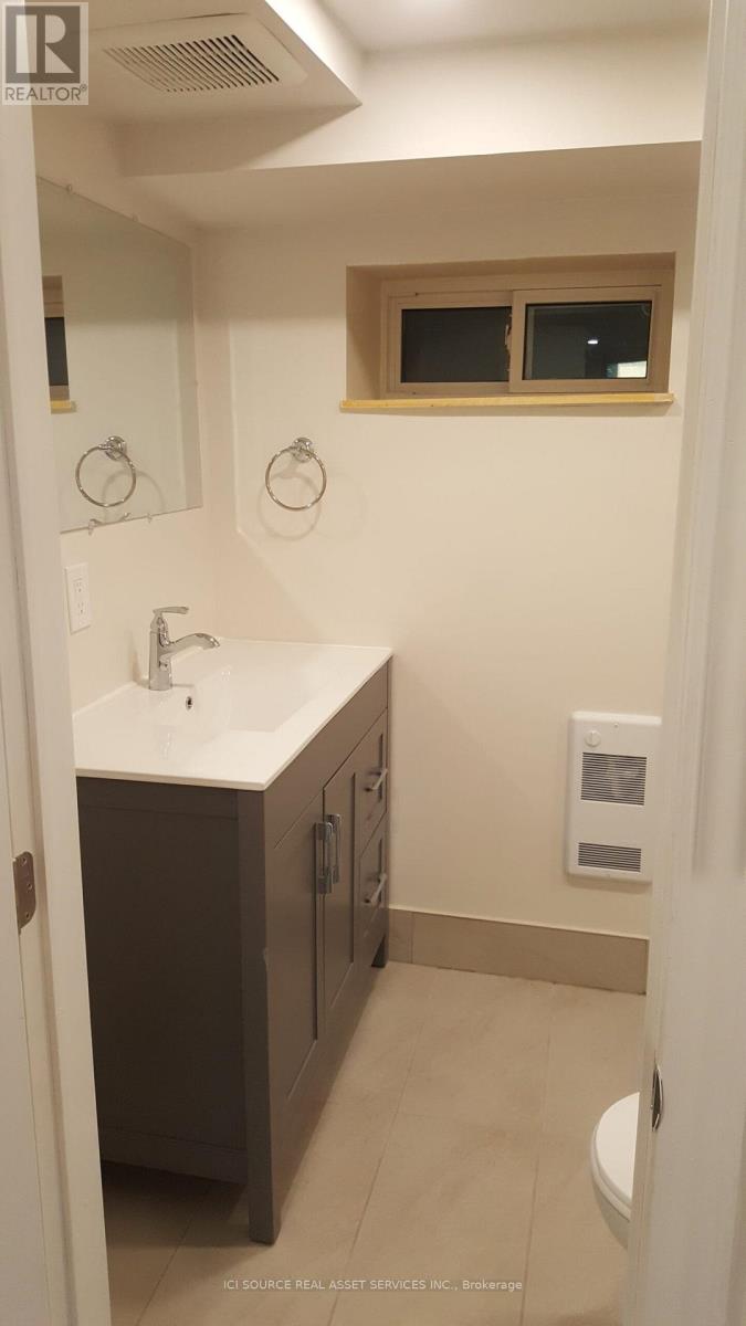 5 - 44 Bartonville Avenue W Property Photo 2