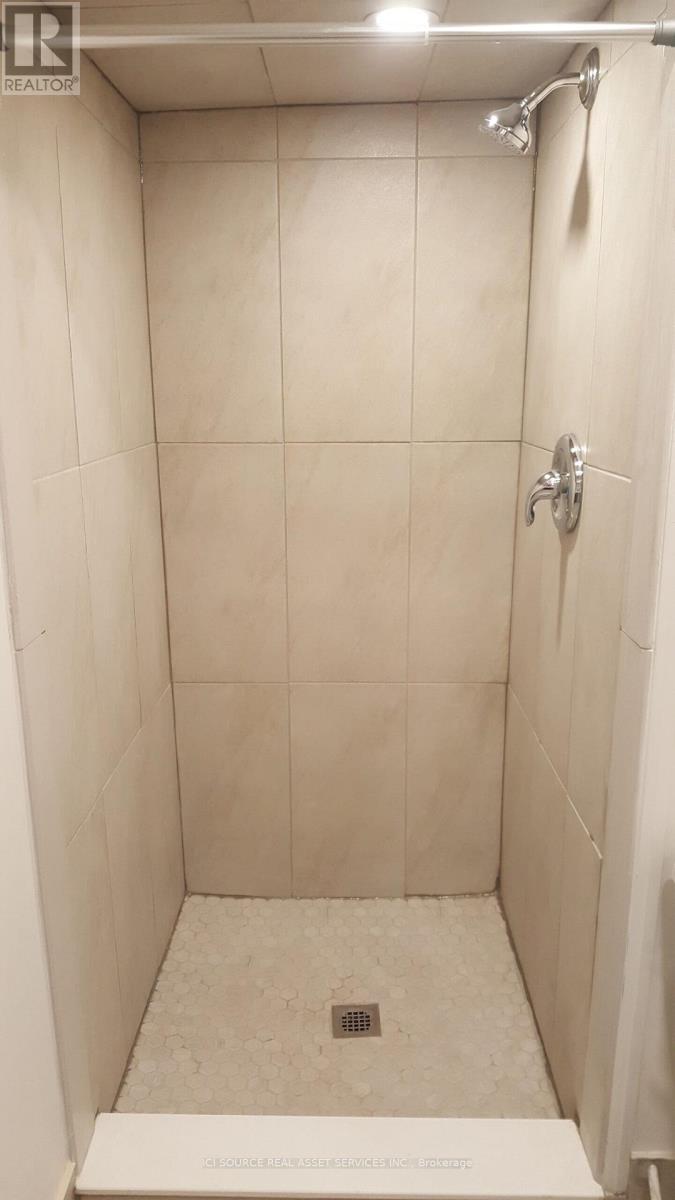 5 - 44 Bartonville Avenue W Property Photo 3