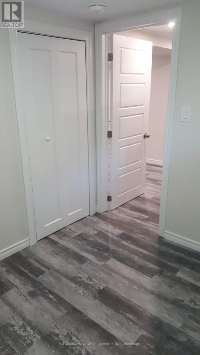 5 - 44 Bartonville Avenue W Property Photo 6