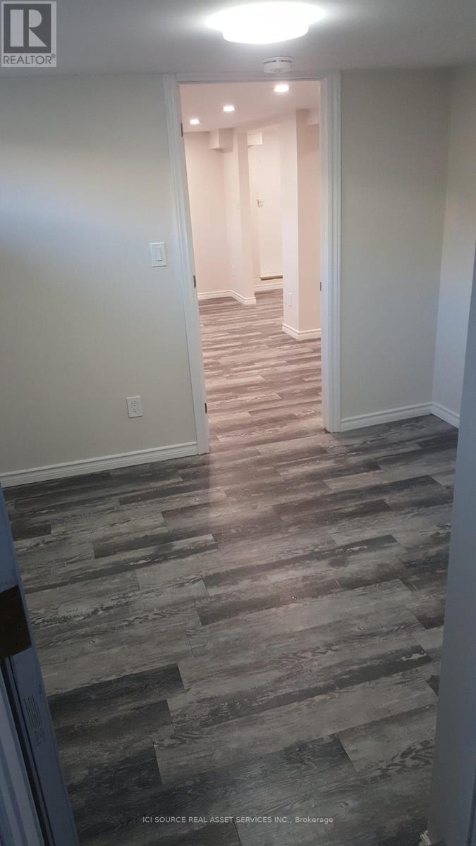 5 - 44 Bartonville Avenue W Property Photo 10