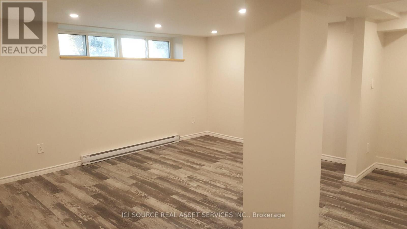 5 - 44 Bartonville Avenue W Property Photo 19