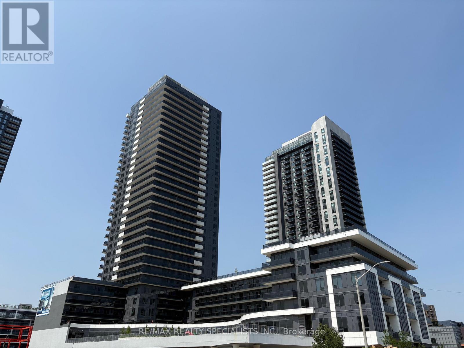 2609 - 5105 Hurontario Street Property Photo 1