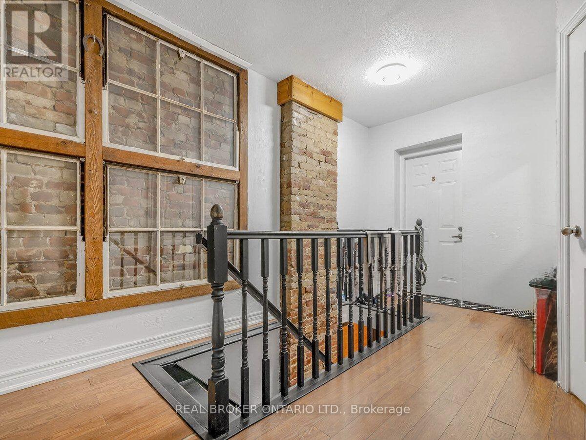 1438a Dufferin Street Property Photo 32