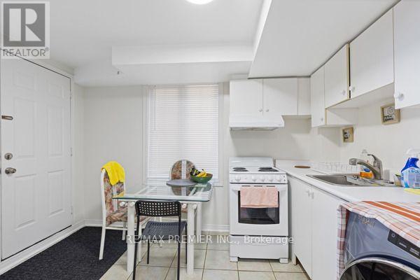 8 - 116 Rory Road Property Photo 29