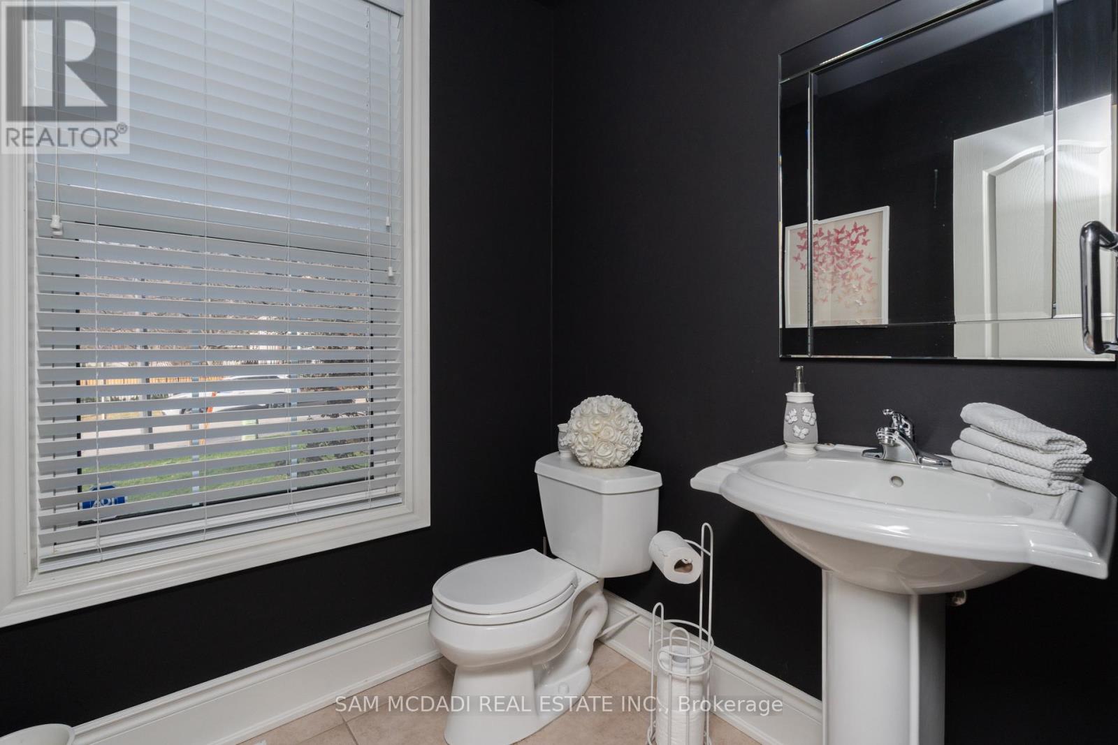 3248 Barchester Court Property Photo 16