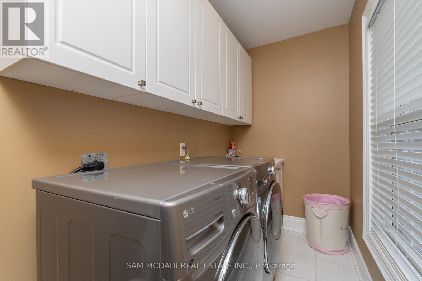 3248 Barchester Court Property Photo 26