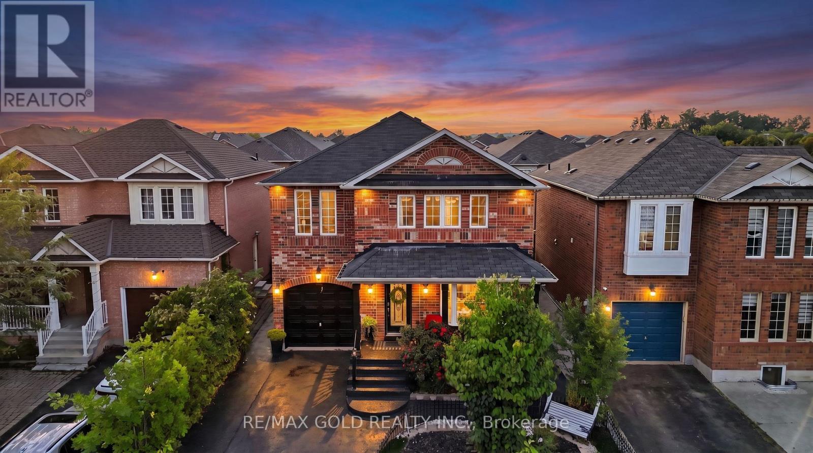 30 SCHOONER DRIVE Property Photo 1