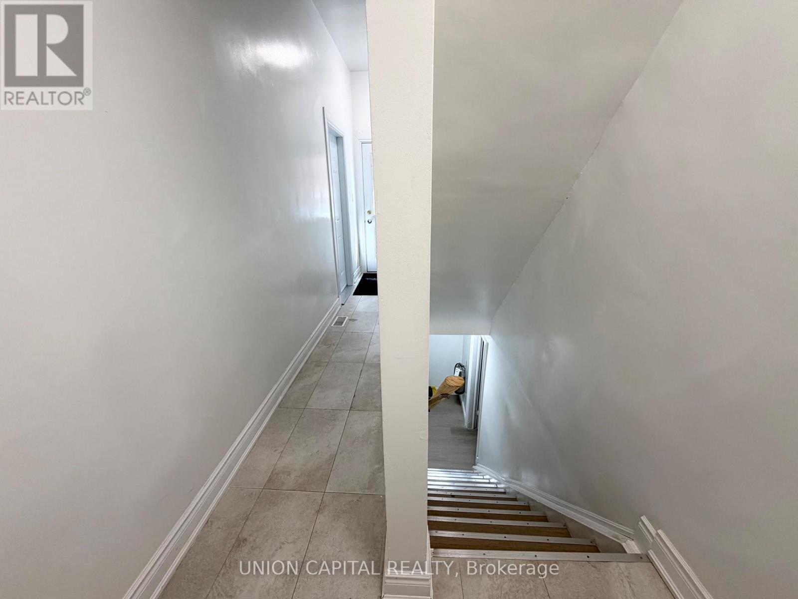 1342 Weston Road Property Photo 9