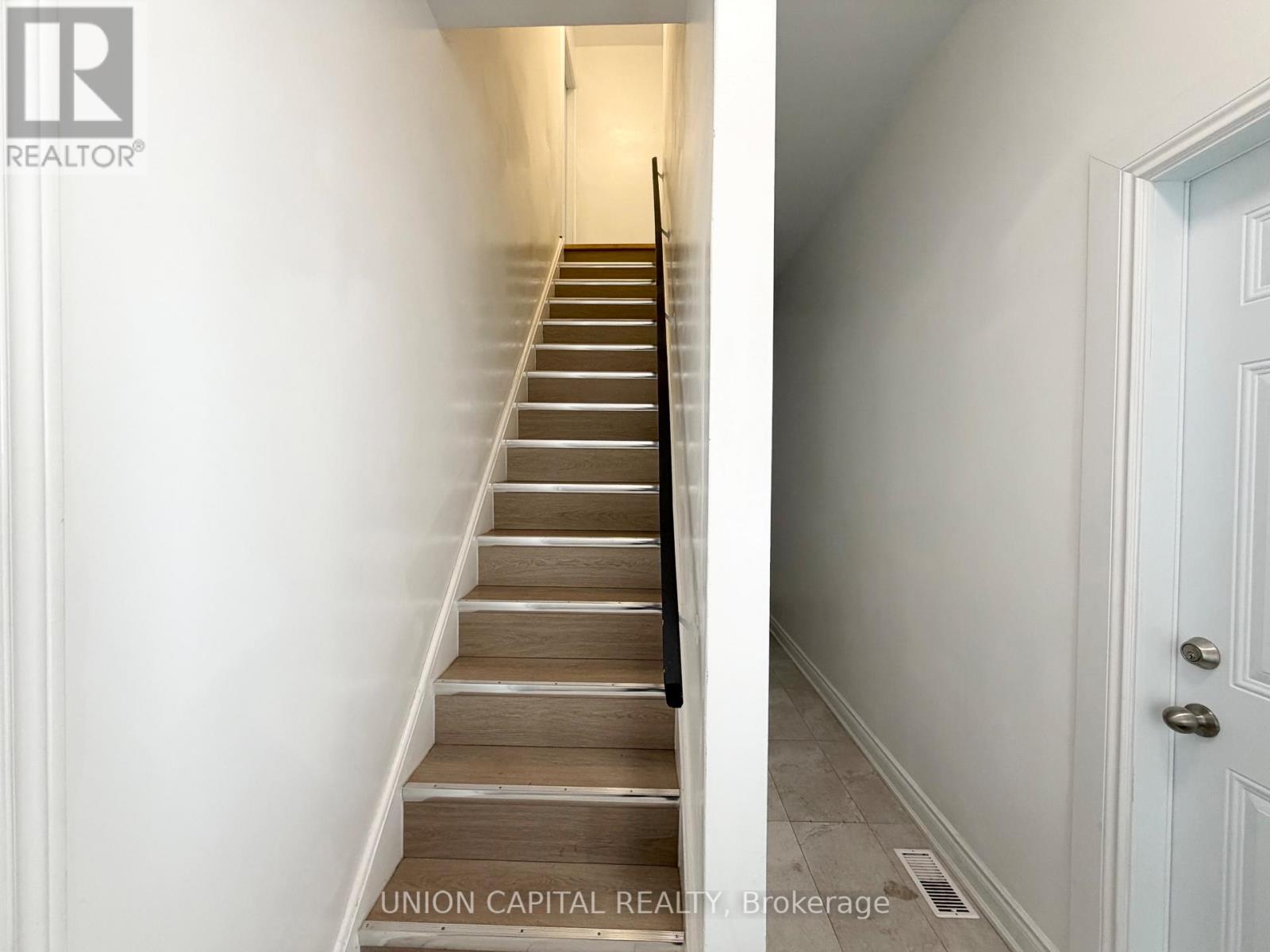1342 Weston Road Property Photo 11